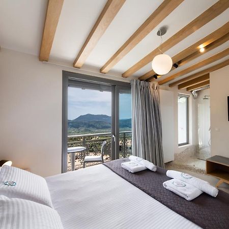 Aelia Suites Agios Petros  Екстер'єр фото