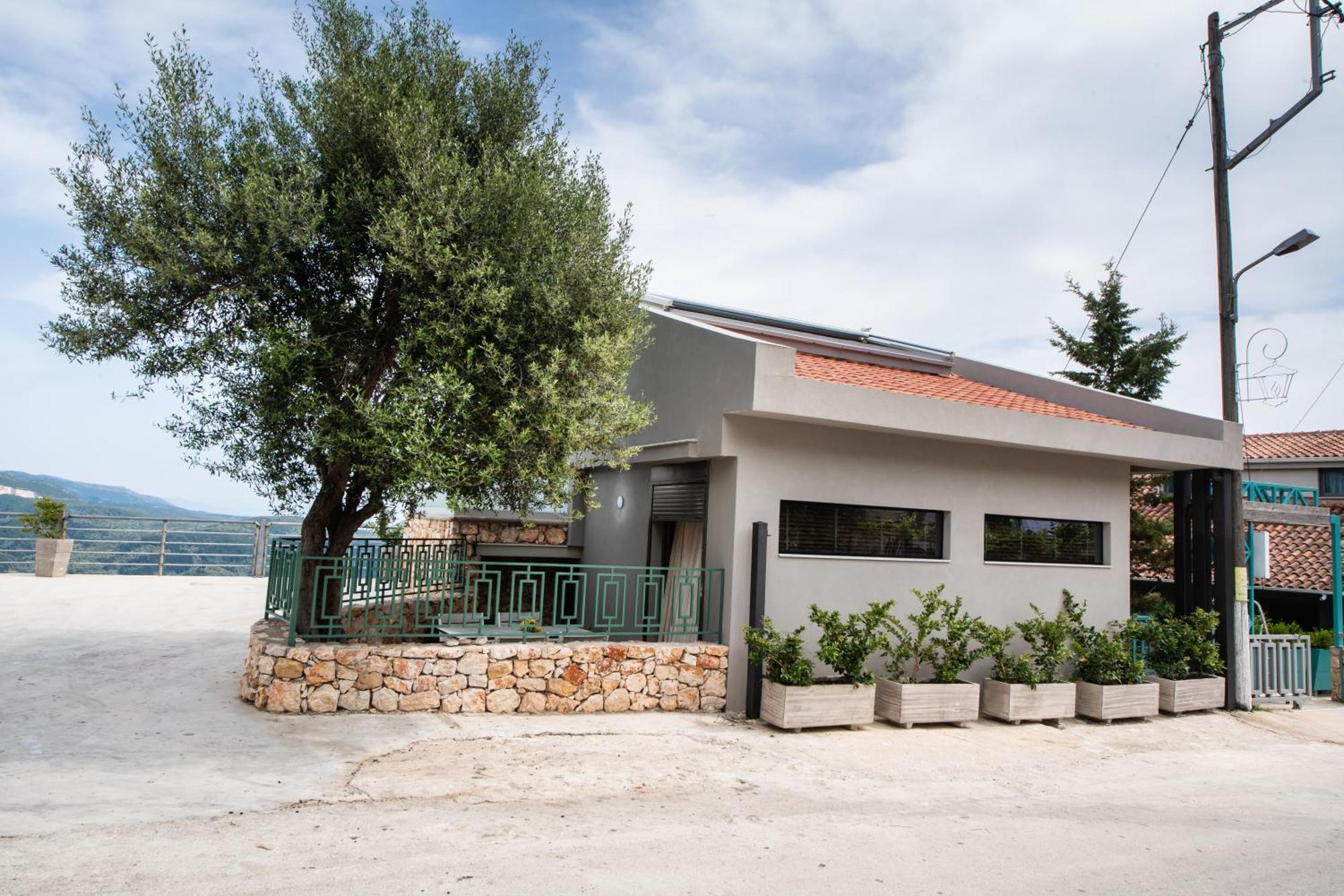 Aelia Suites Agios Petros  Екстер'єр фото